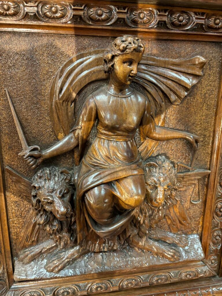 Tableaux, bronzes, mobilier estampillé